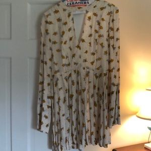 Free People flower patterned blouse!